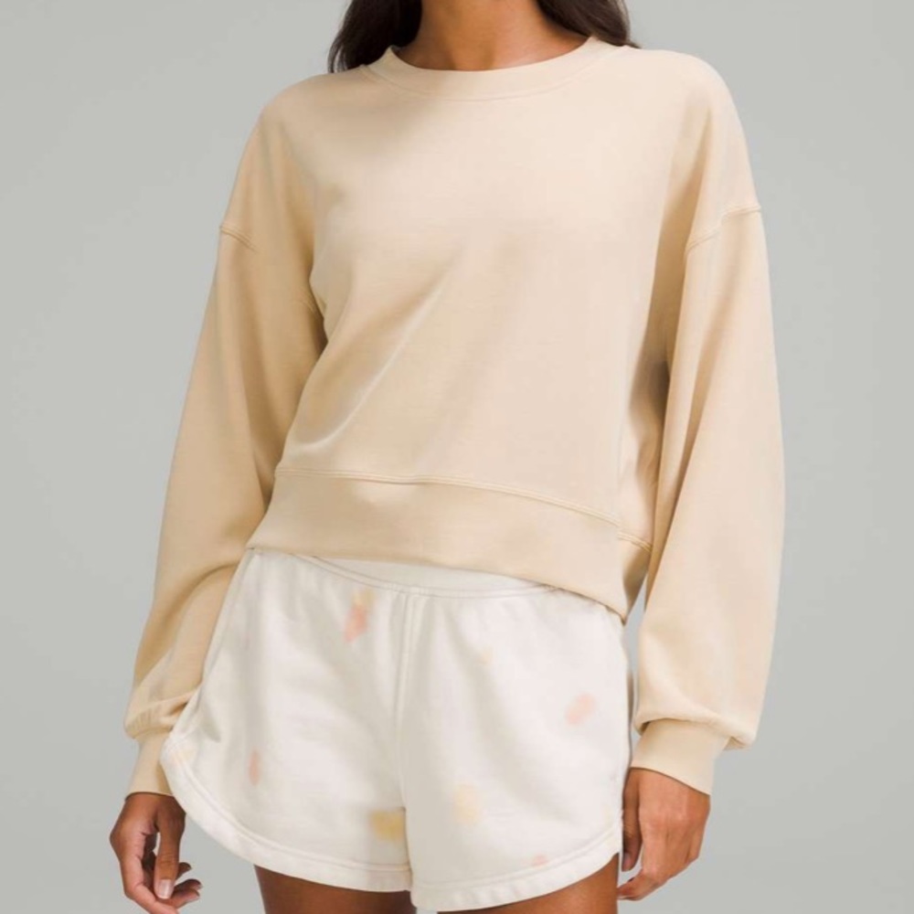 EUC Lululemon Perfectly oversized softstreme cropped crew in prosecco size 2